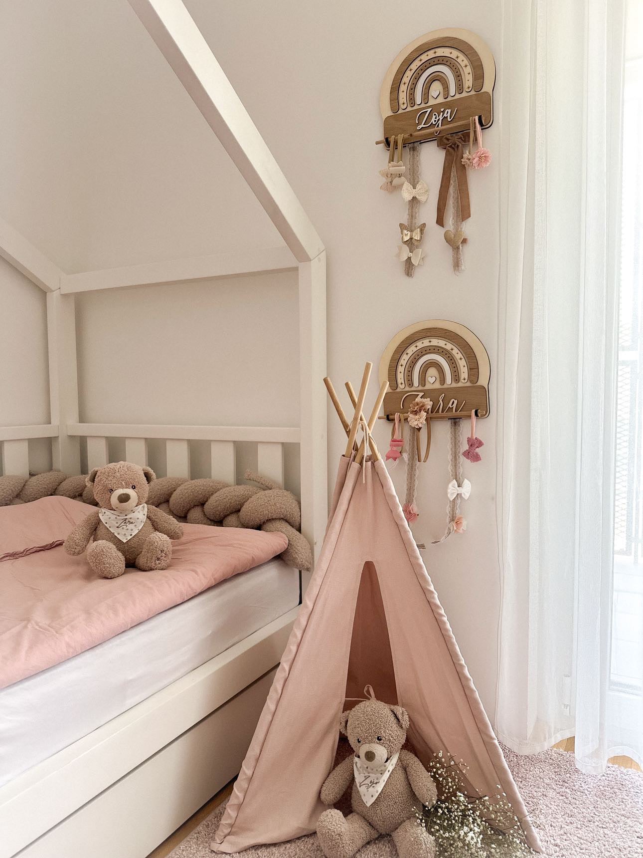 ORGANIZATORJI IN OBEŠALNIKI