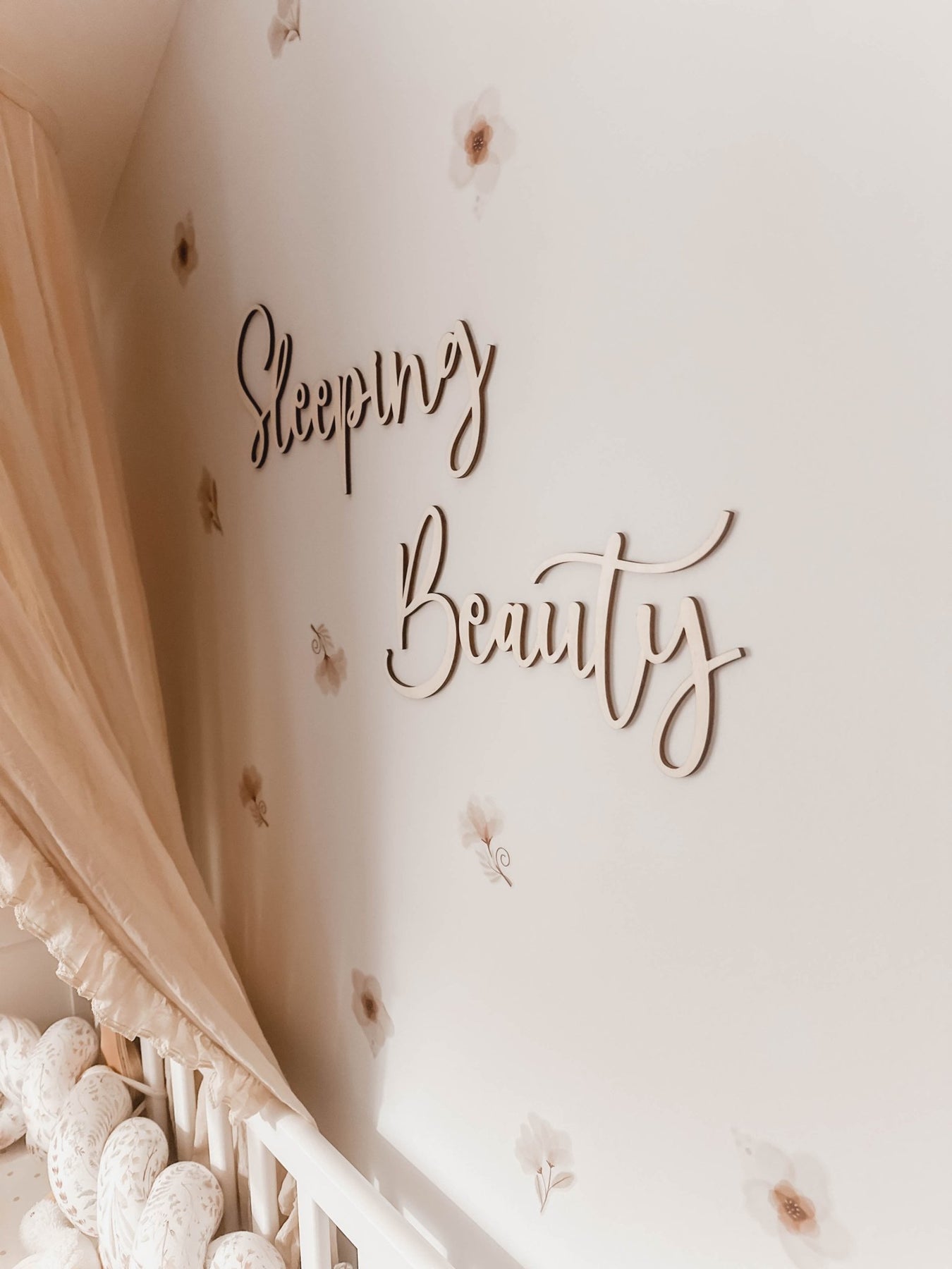 V kolekciji dekoracija najdete različne dekorativne izdelke in darila za otroke