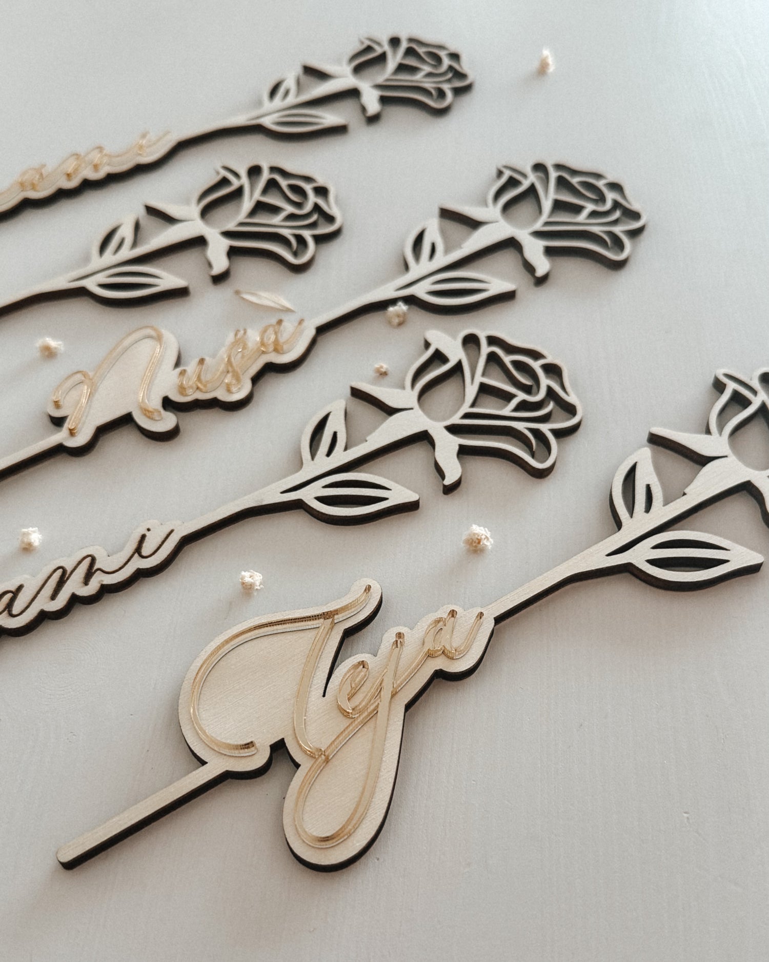 Personalizirana lesena vrtnica – gravura ali zlati 3D napis