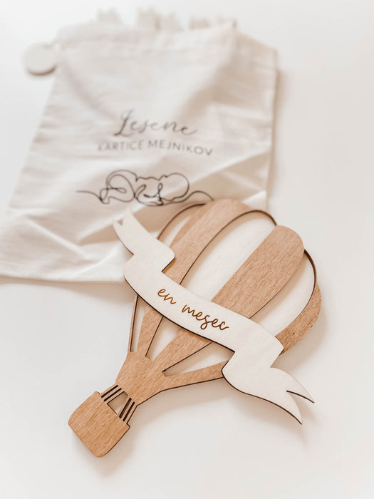 Kartice mejnikov - lesene milestone kartice “baloon” - Meraki's Shop