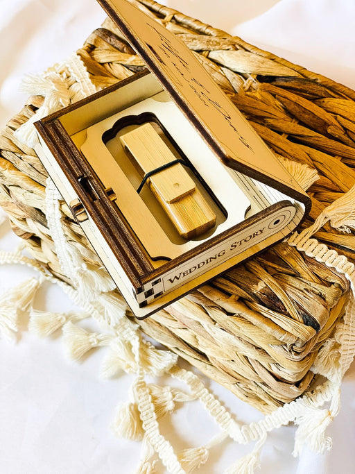 Personalizirana škatla za "poročni" USB ključ - Meraki's Shop