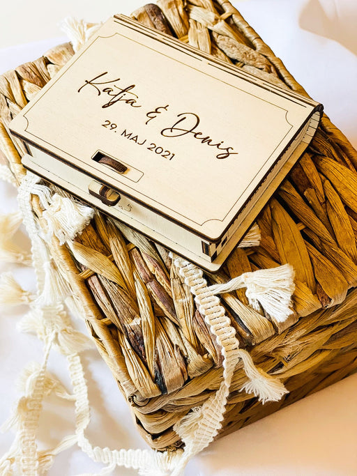 Personalizirana škatla za "poročni" USB ključ - Meraki's Shop