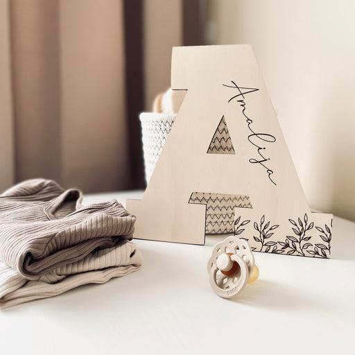 Dekorativna črka - A z imenom